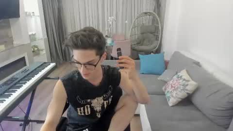 Snapshot of johnnyk8 chatting on 07/15/26, 08:25 Johnny k. online show from 07/15/26, 08:25