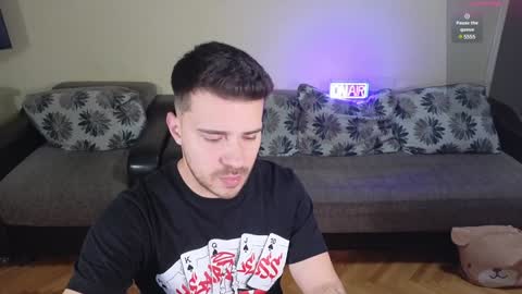 Johnny online show from 12/11/24, 05:26