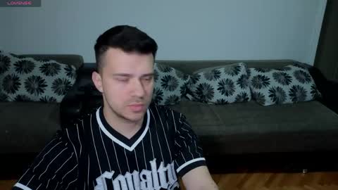 Johnny online show from 04/17/26, 05:16