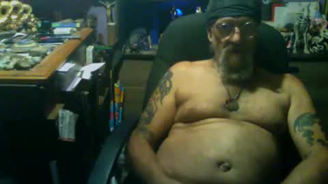 johnnyshung1 online show from 09/11/25, 09:31