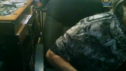 johnnyshung1 online show from 11/02/25, 03:14