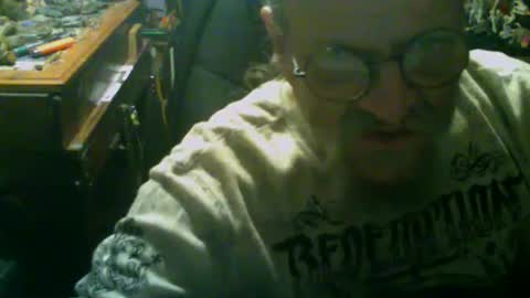 johnnyshung1 online show from 11/03/25, 11:44