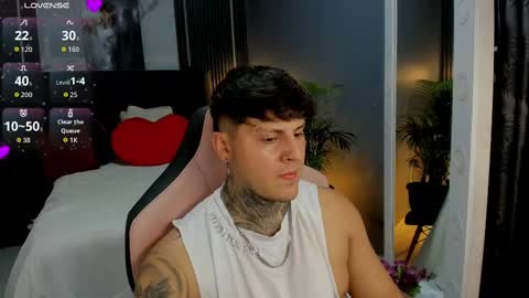 Johny online show from 09/11/25, 01:28