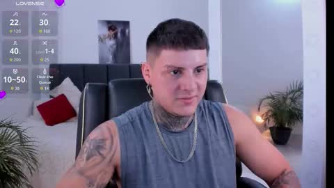 Johny online show from 10/31/25, 06:42