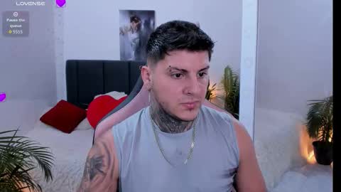 Johny online show from 12/19/25, 06:37