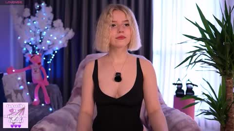 Paula online show from 12/15/25, 09:13