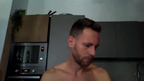 jojo19844 online show from 09/11/25, 08:25