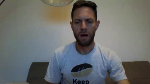 jojo19844 online show from 10/16/25, 04:46