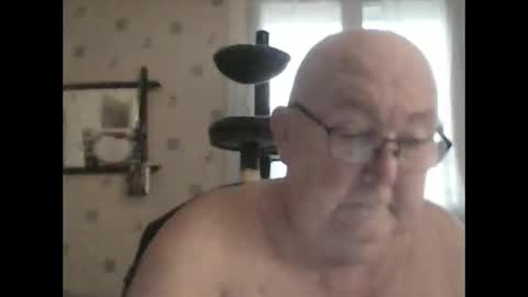 jojo60000529566 online show from 12/05/24, 08:00