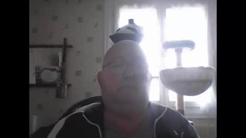 jojo60000529566 online show from 12/31/24, 12:57