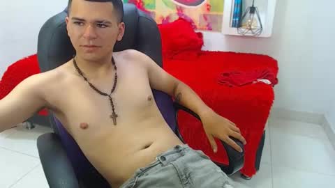 jokerbrad_1 online show from 09/27/25, 06:57