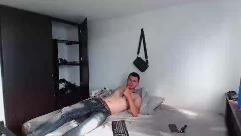 jokerbrad_1 online show from 10/16/25, 08:54