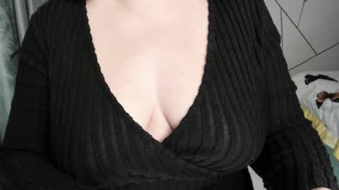 Snapshot of jolenekiss chatting on 02/04/25, 07:22 Jolene online show from 02/04/25, 07:22