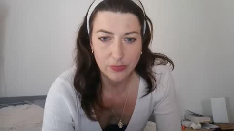 jolie_cam online show from 04/10/26, 09:25