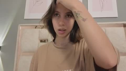 jolie_lov online show from 11/08/25, 02:28