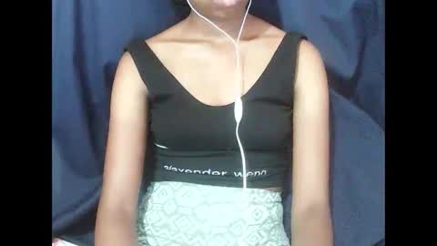 joliekah27 online show from 02/25/26, 11:42