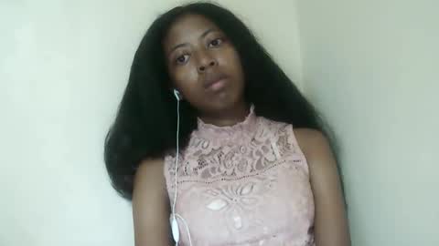 joliekah27 online show from 04/02/26, 07:55