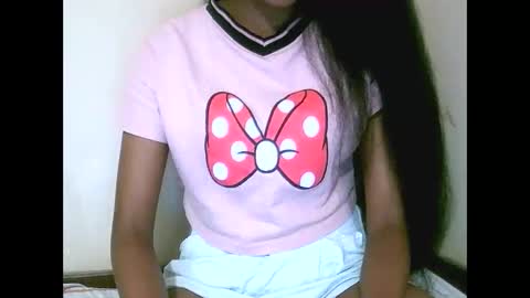 joliekah27 online show from 04/15/26, 07:59