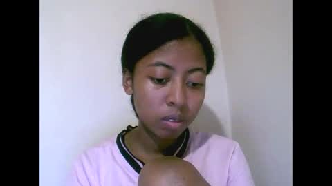 joliekah27 online show from 05/17/26, 10:44