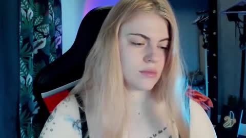 Jolly online show from 02/01/25, 02:47