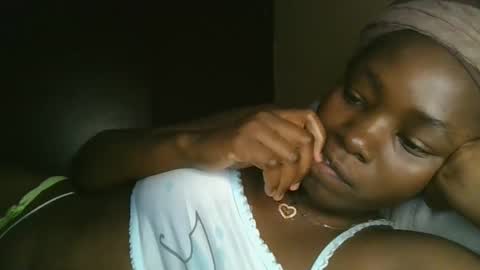 jollynabeb online show from 12/02/25, 08:59