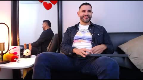  JONAS BEARD  online show from 02/11/25, 06:55