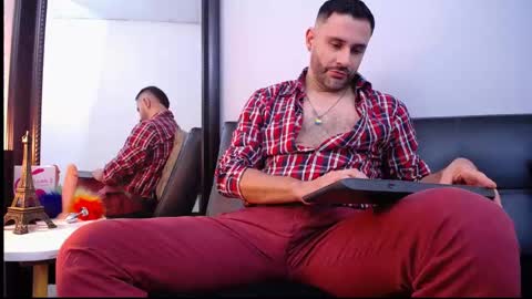  JONAS BEARD  online show from 02/21/25, 07:43