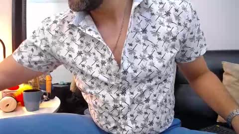  JONAS BEARD  online show from 03/11/25, 07:47