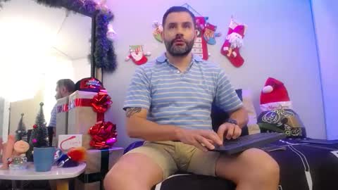  JONAS BEARD  online show from 12/05/25, 03:09