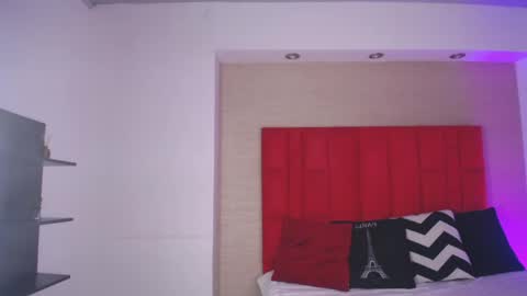 Jonas  online show from 04/01/26, 04:02