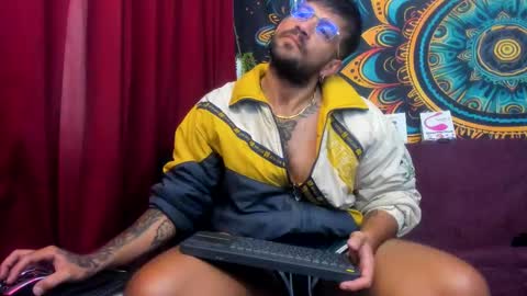 Jonathan RiversNew online show from 02/11/25, 03:08