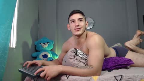 Snapshot of jonathancast08 chatting on 02/23/25, 05:18 jonathancast08 online show from 02/23/25, 05:18