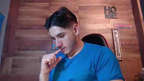 jonathancast08 online show from 12/18/25, 12:38