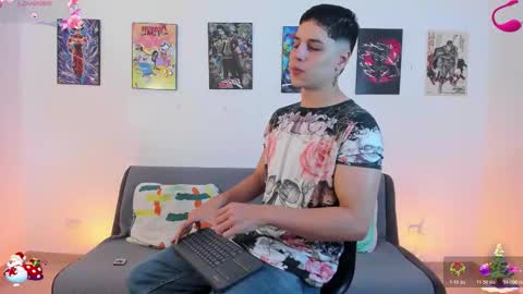 Instagram jonathanfit14 online show from 12/02/25, 10:05