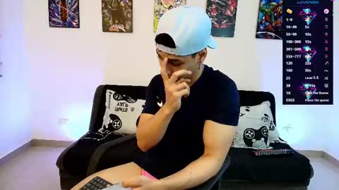 Instagram jonathanfit14 online show from 06/11/26, 12:32