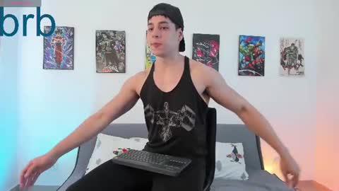 Instagram jonathanfit14 online show from 06/26/26, 08:46