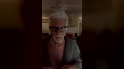 Snapshot of jonathanmandm chatting on 05/17/26, 03:59 jonathanmandm online show from 05/17/26, 03:59