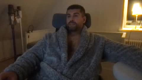 MMG online show from 04/22/26, 08:10