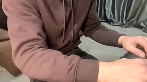 Snapshot of jonlow1 chatting on 01/07/26, 12:24 jonlow1 online show from 01/07/26, 12:24