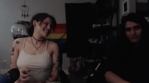 Snapshot of jonmessfan chatting on 11/07/25, 01:38 jonmessfan online show from 11/07/25, 01:38