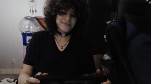 Snapshot of jonmessfan chatting on 11/23/25, 09:14 jonmessfan online show from 11/23/25, 09:14