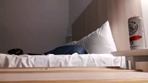 Snapshot of jonnyblow chatting on 02/05/25, 03:45 J online show from 02/05/25, 03:45