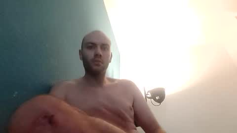 Snapshot of jonnyblow chatting on 10/28/25, 11:03 J online show from 10/28/25, 11:03