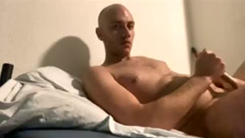 Snapshot of jonnyblow chatting on 12/19/25, 10:28 J online show from 12/19/25, 10:28