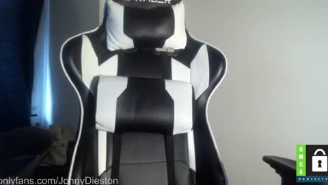 JonnyDieston online show from 12/28/24, 04:09