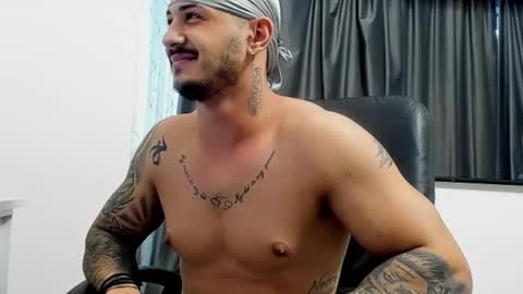 Snapshot of jonnyporn1 chatting on 01/03/25, 06:33 jonnyporn1 online show from 01/03/25, 06:33