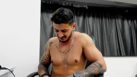 Snapshot of jonnyporn1 chatting on 01/06/25, 11:09 jonnyporn1 online show from 01/06/25, 11:09