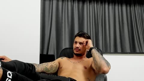 jonnyporn1 online show from 01/17/25, 03:12