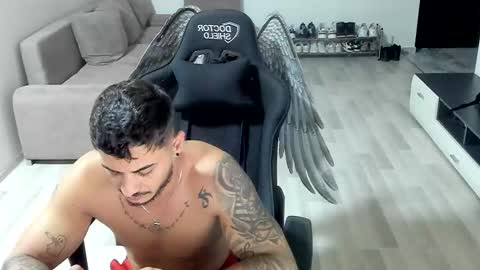 Snapshot of jonnyporn1 chatting on 09/16/25, 11:06 jonnyporn1 online show from 09/16/25, 11:06