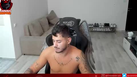 Snapshot of jonnyporn1 chatting on 09/18/25, 11:34 jonnyporn1 online show from 09/18/25, 11:34